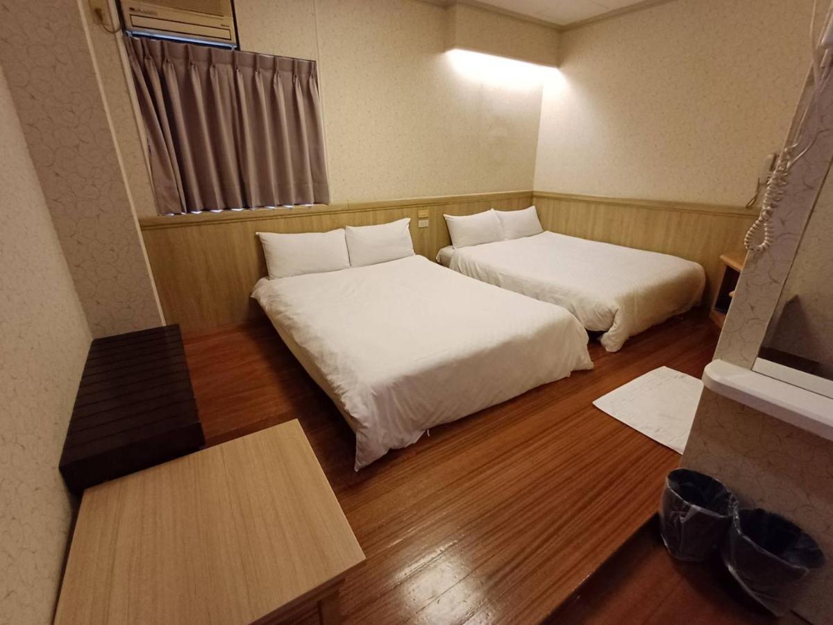 
Long Cherng Hotel
